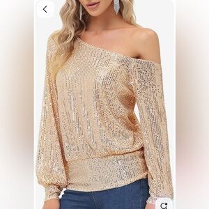 💕3/$25💕 KANCY KOLE Sparkly Sequin Top